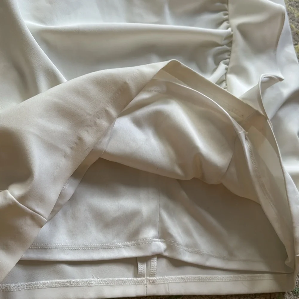 Guess ruffle rusched form fitting stretch cocktail dress 14